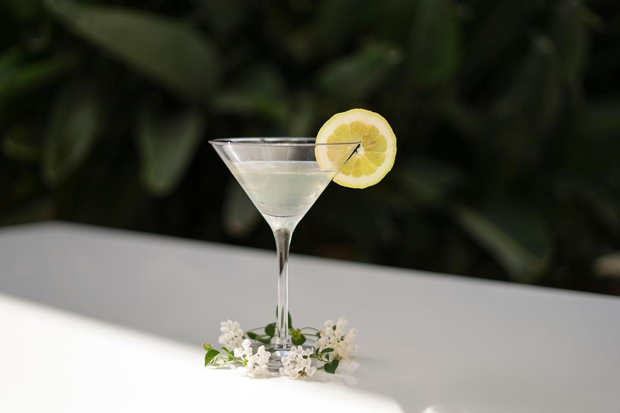 Villa Athena Resort Αγκριτζέντο Εξωτερικό φωτογραφία A lemon drop martini